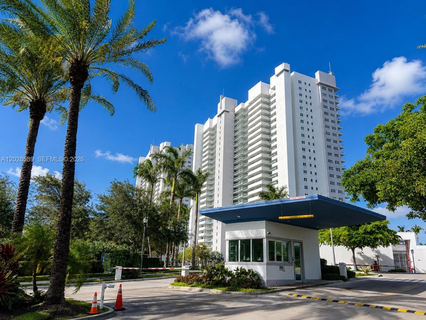 Condominium at 14951 Royal Oaks Ln # 2002, North Miami FL 33181
