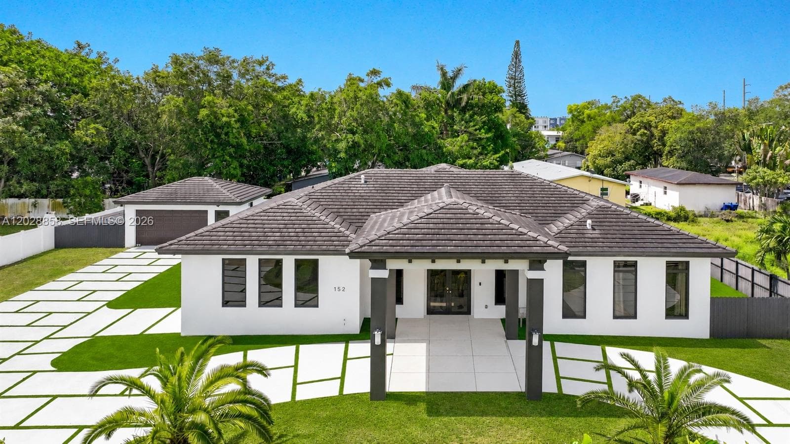 Single Family Residence at 152 NW 165th St, Miami FL 33169