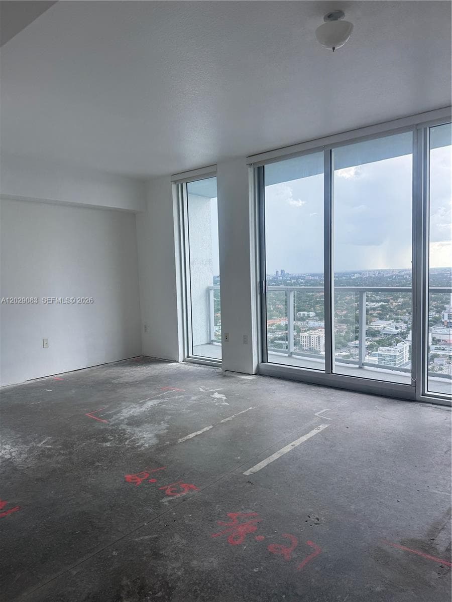 Condominium at 185 SW 7th St # 3900, Miami FL 33130