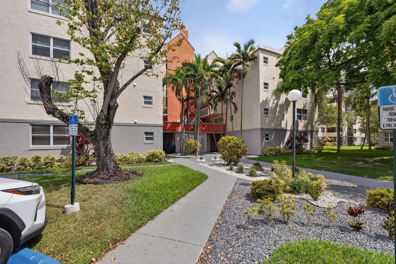 Condominium at 8363 Lake Drive # 308, Doral FL 33166