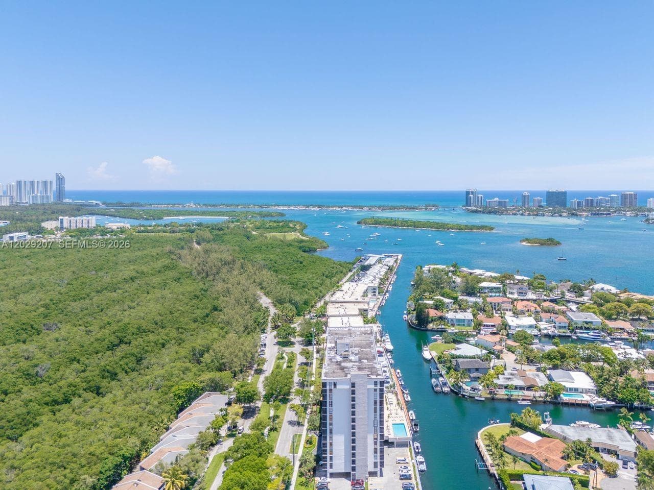 Condominium at 2500 NE 135th St # B508, North Miami FL 33181