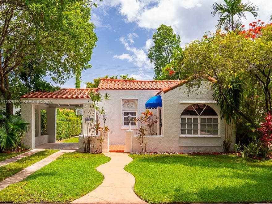 Single Family Residence at 732 Majorca Ave, Coral Gables FL 33134
