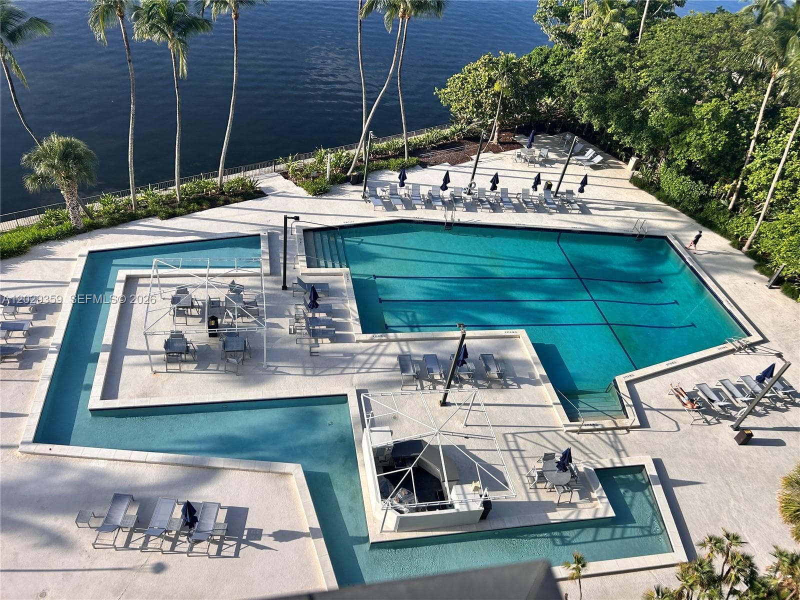 Condominium at 2333 Brickell Ave # 1402, Miami FL 33129