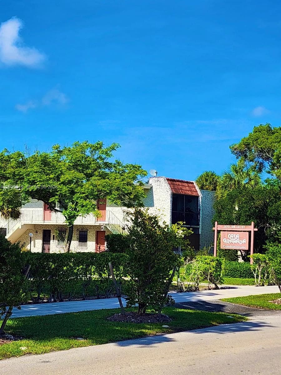Condominium at 8701 SW 141st St # H6, Palmetto Bay FL 33176