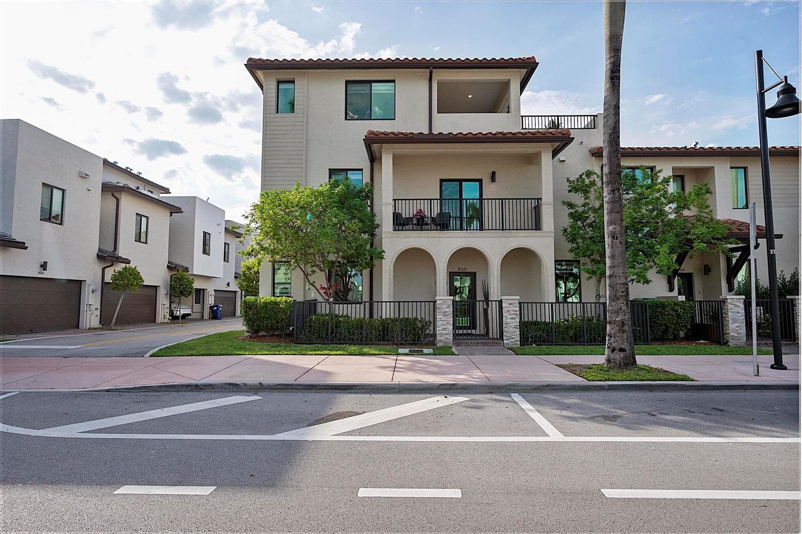 Townhouse at 8321 Central Park Boulevard, Doral FL 33166