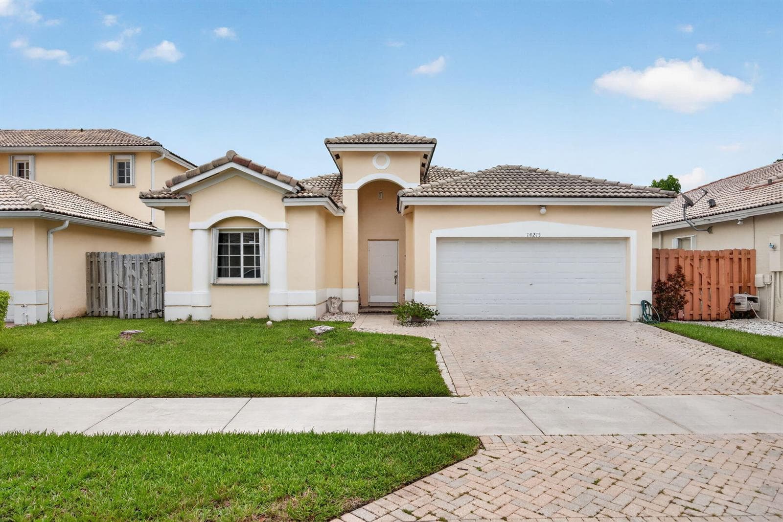 Single Family Residence at 14215 SW 156th Avenue N, Miami FL 33196