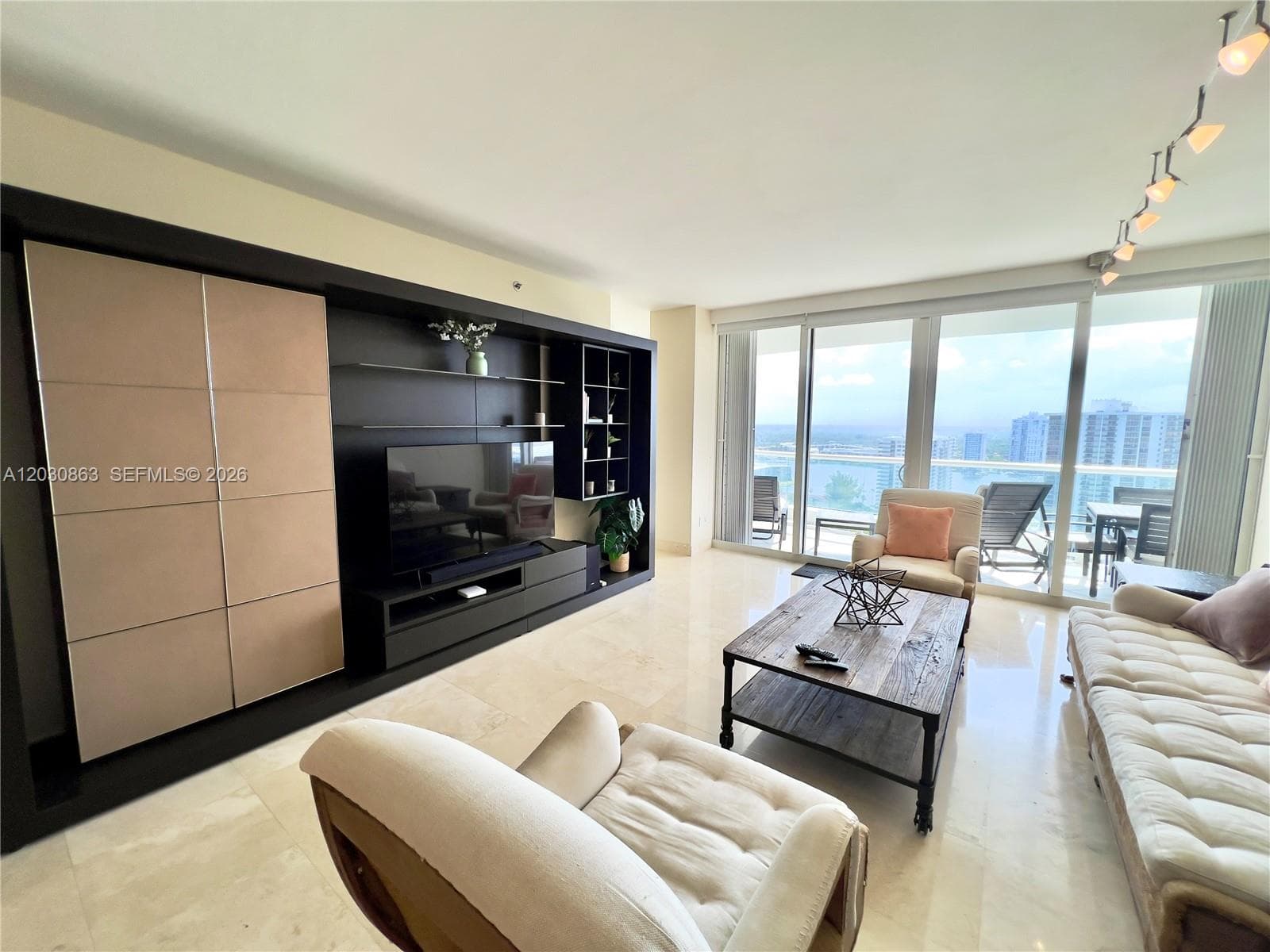 Condominium at 7000 Island Blvd # 2403, Aventura FL 33160