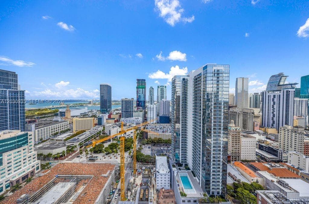 Condominium at 225 N Miami Ave # 3507, Miami FL 33128