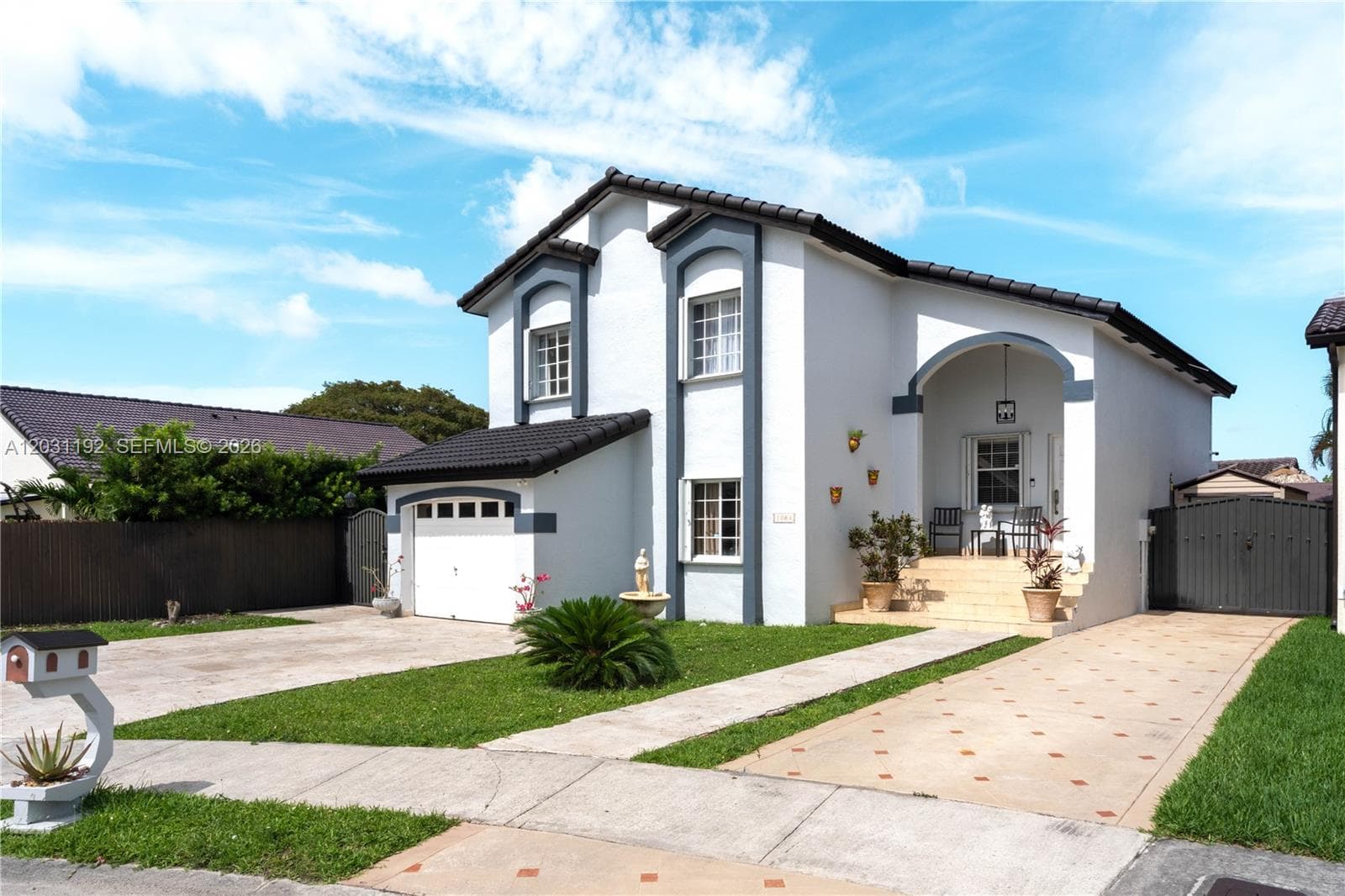 Single Family Residence at 1084 SW 142nd Pl, Miami FL 33184