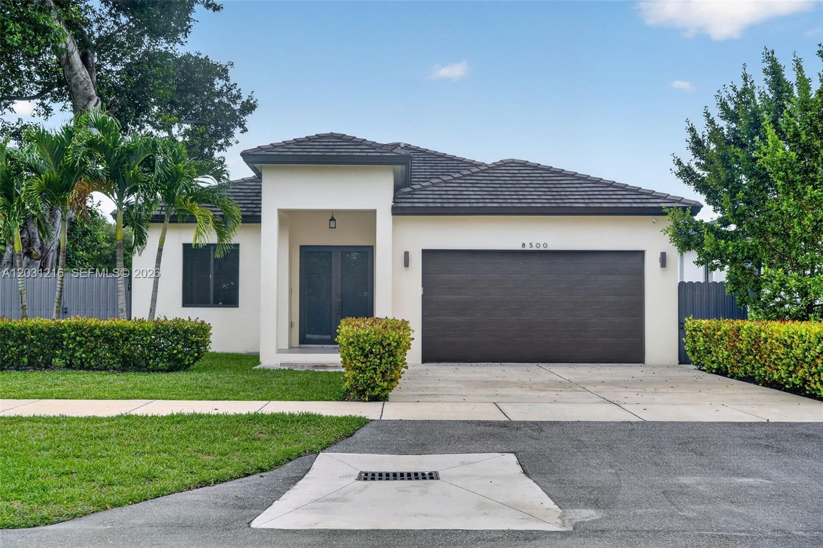 Single Family Residence at 8500 SW 198th St, Cutler Bay FL 33189