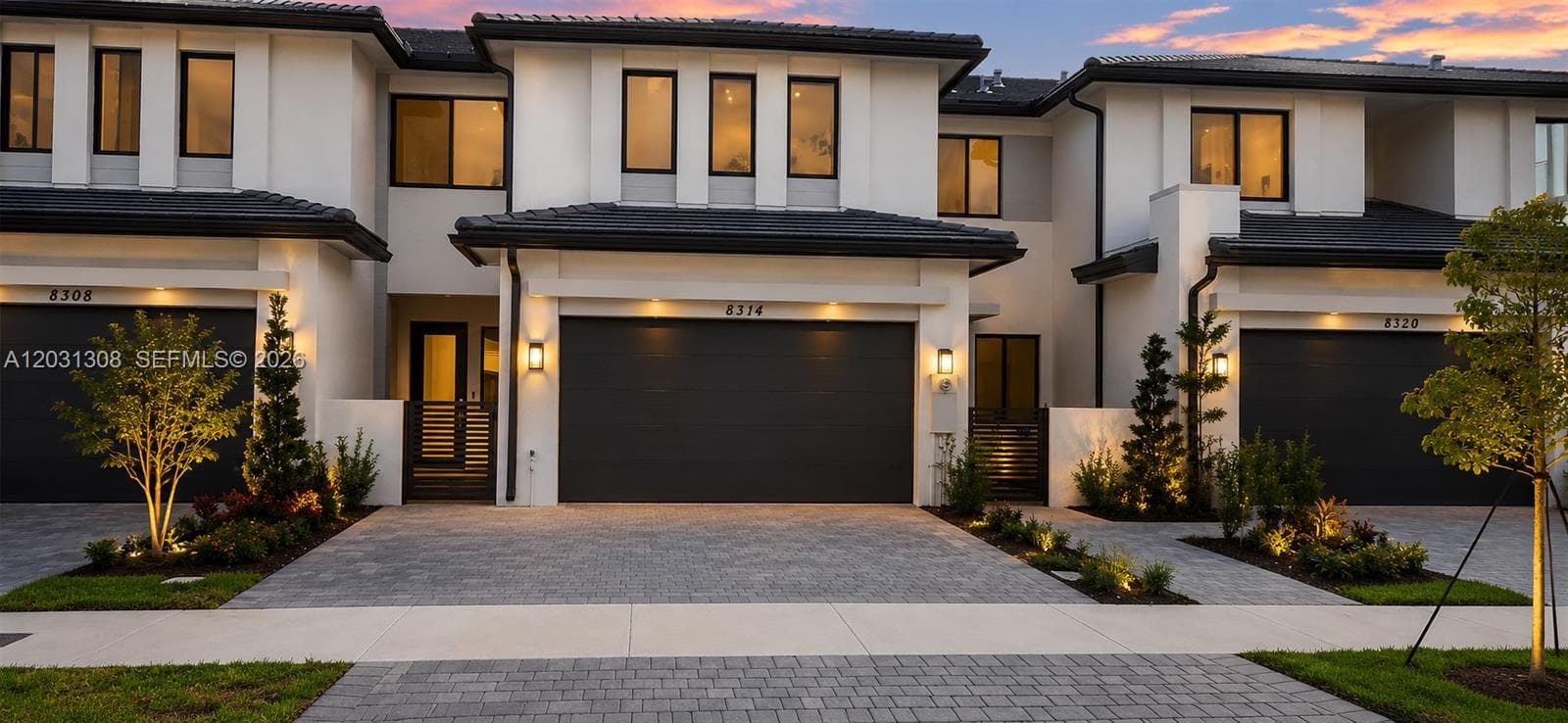 Townhouse at 8314 SW 120th Ter, Miami FL 33156