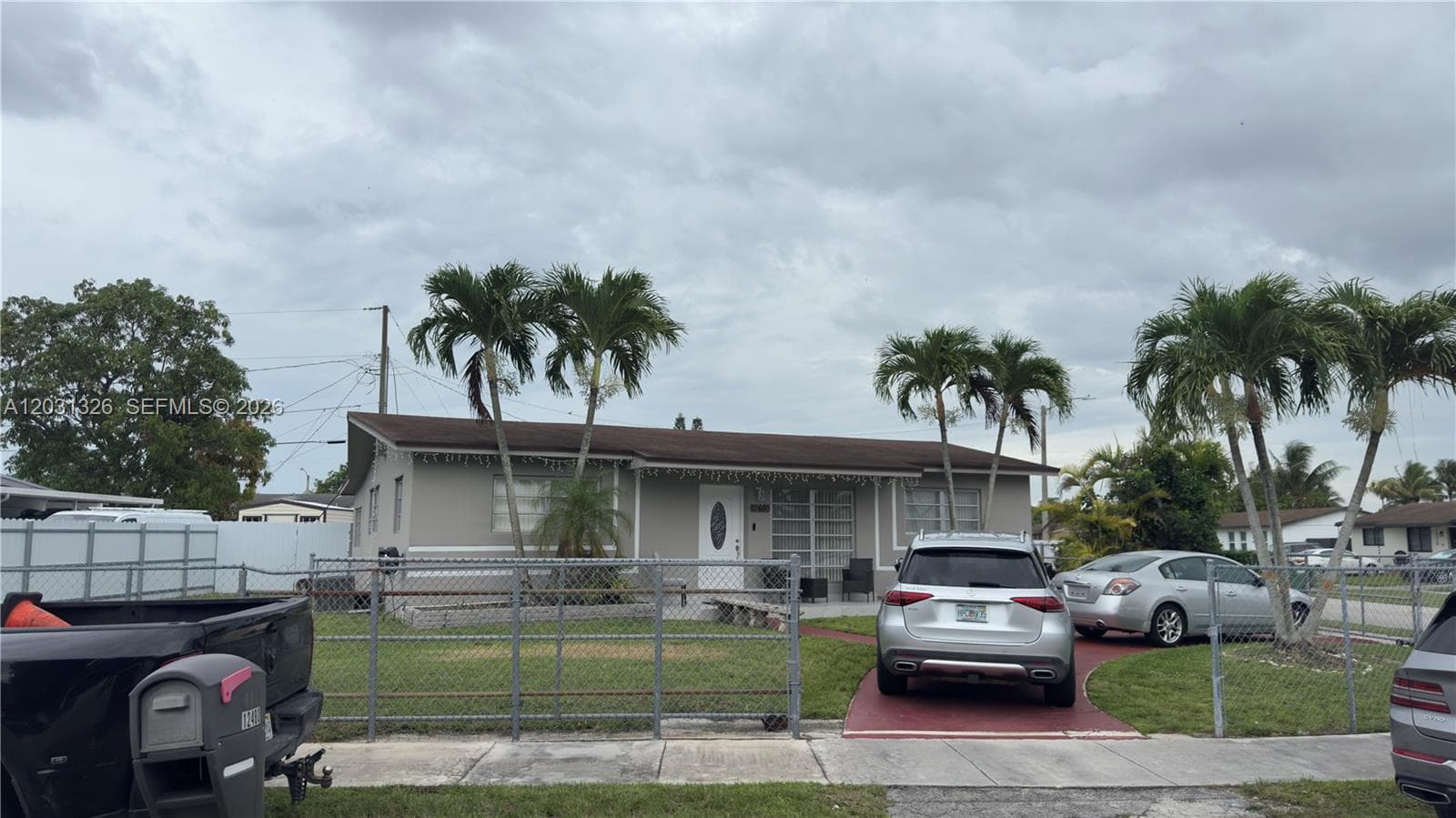 Single Family Residence at 12480 SW 189th St, Miami FL 33177