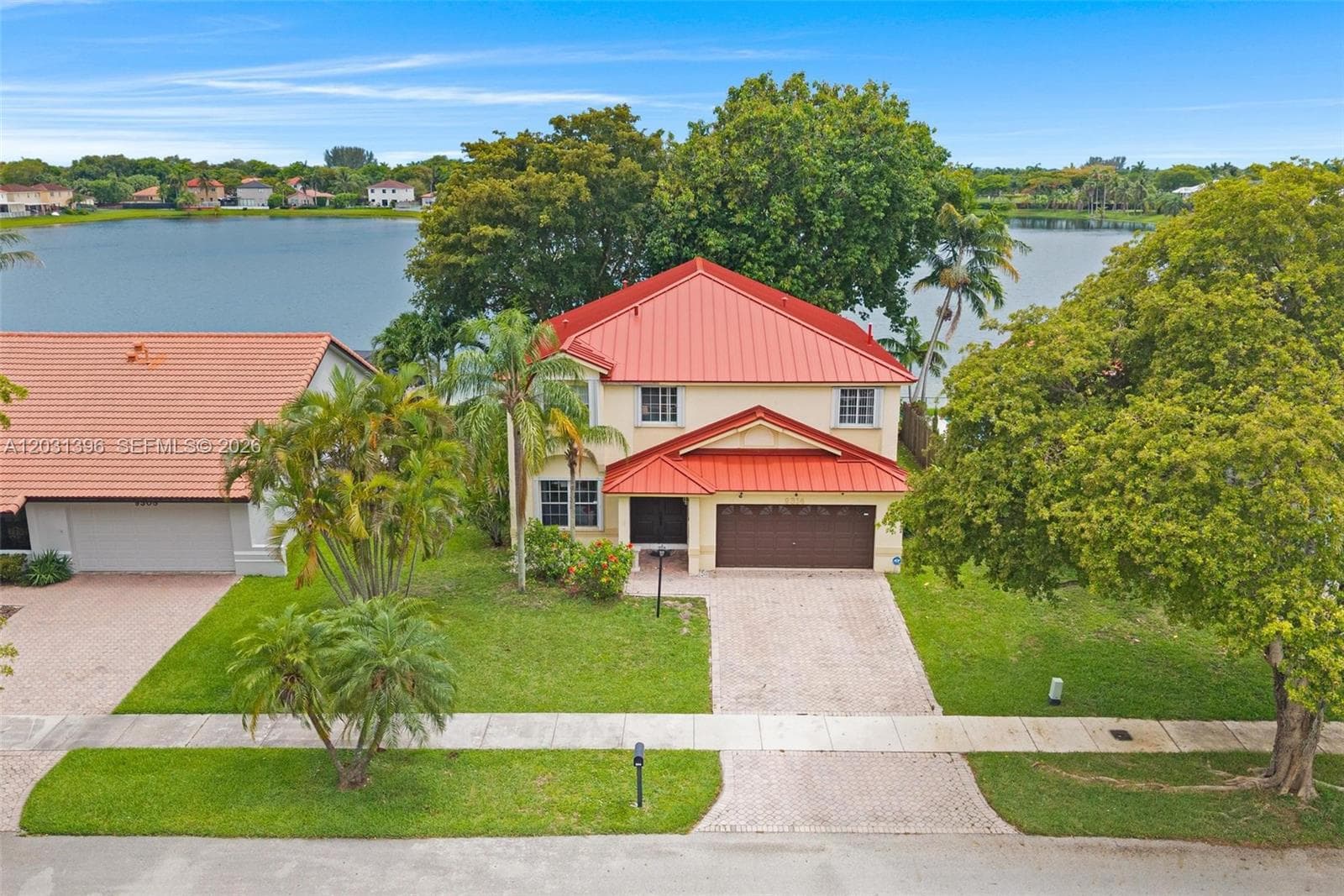 Single Family Residence at 9314 SW 212th Ter, Cutler Bay FL 33189