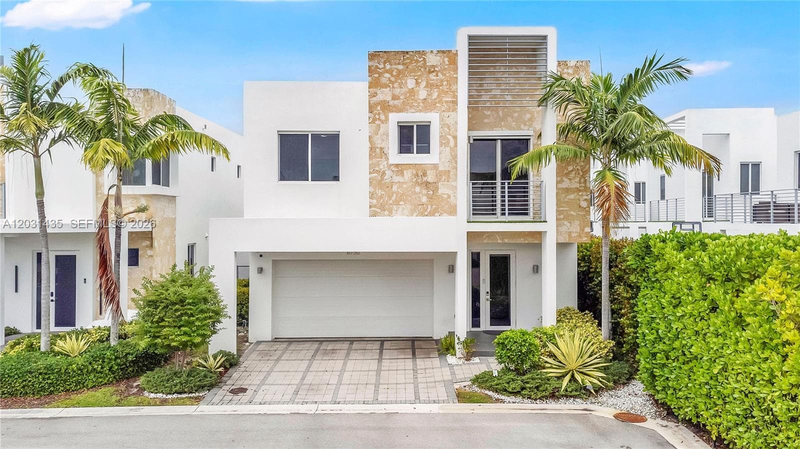 Single Family Residence at 6750 NW 103rd Ave, Doral FL 33178
