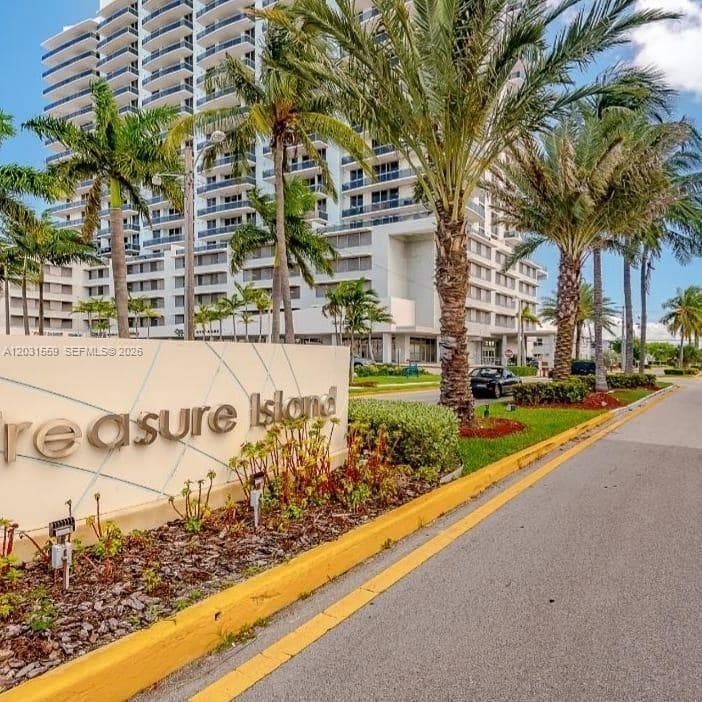 Condominium at 1801 S Treasure Dr # 302, North Bay Village FL 33141