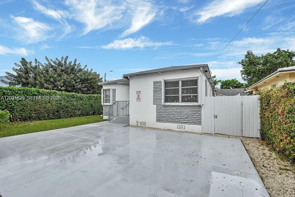 Single Family Residence at 600 NW 34th Ave, Miami FL 33125