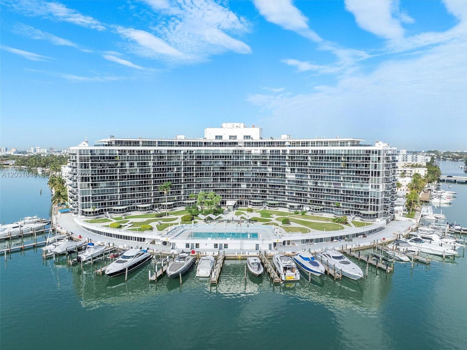 Condominium at 900 Bay Dr # 122, Miami Beach FL 33141