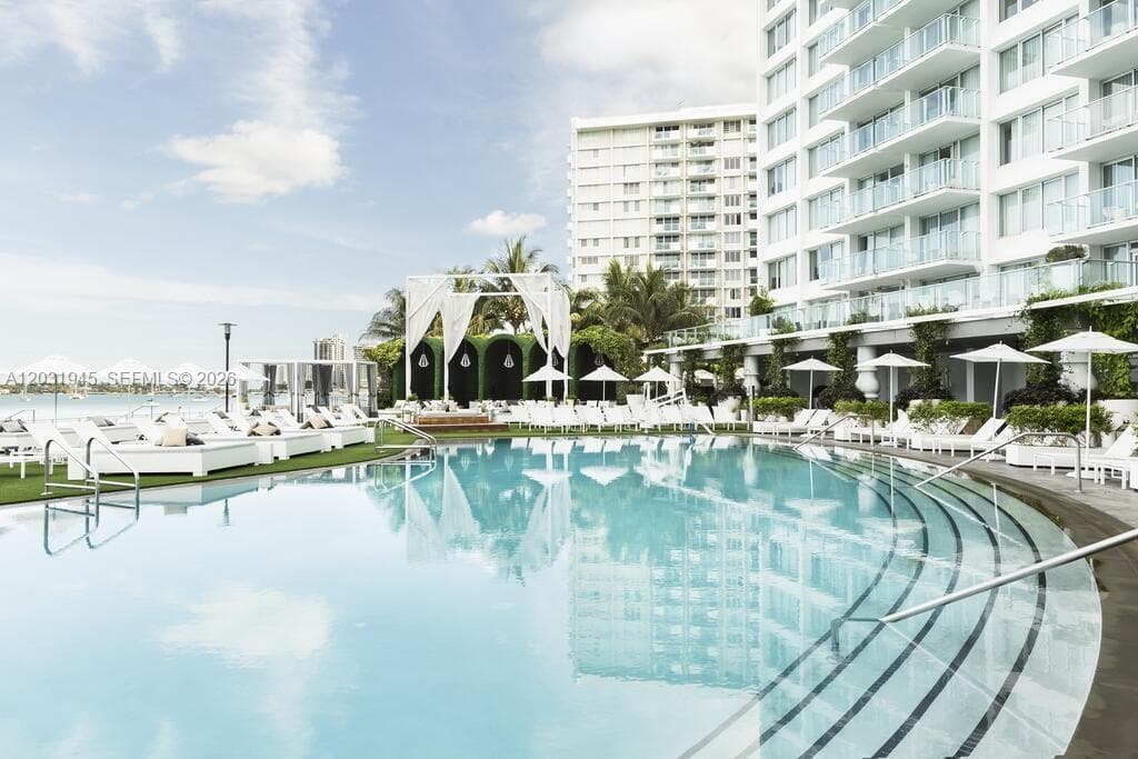 Condominium at 1100 West Ave # 418, Miami Beach FL 33139