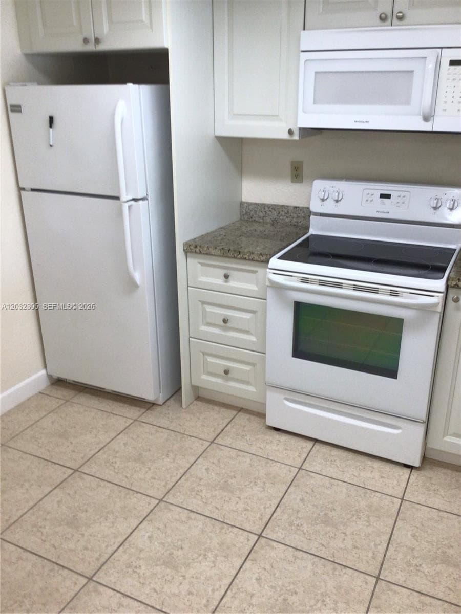 Condominium at 10975 SW 107th St # 302, Miami FL 33176