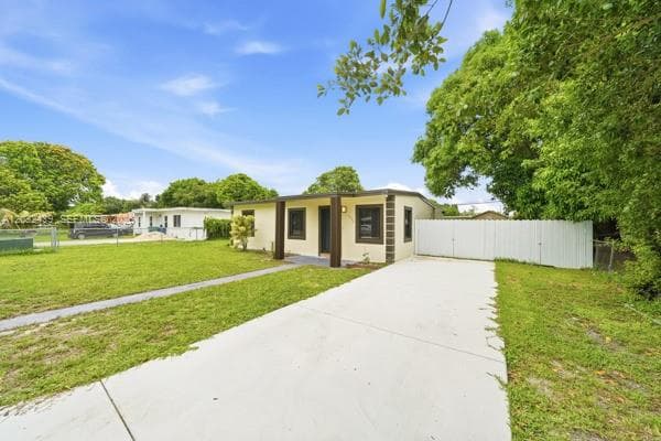 Single Family Residence at 2520 NW 160th St, Miami Gardens FL 33054
