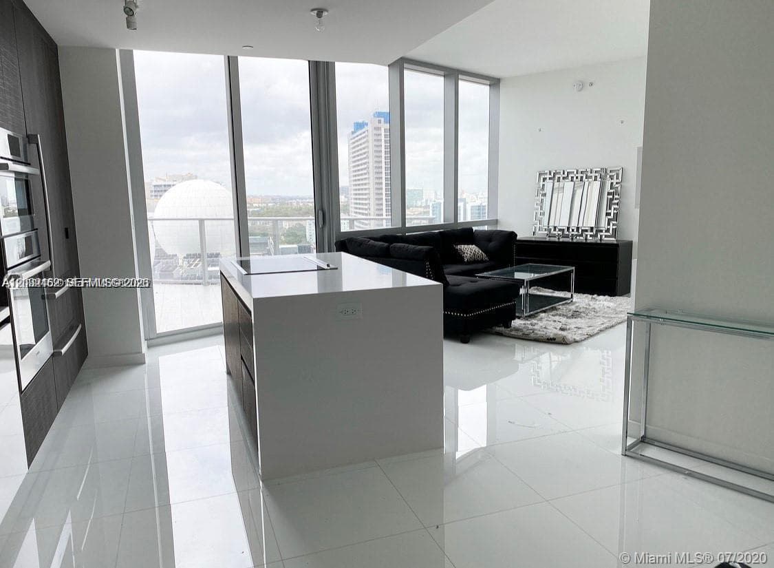 Condominium at Miami, FL, 33128