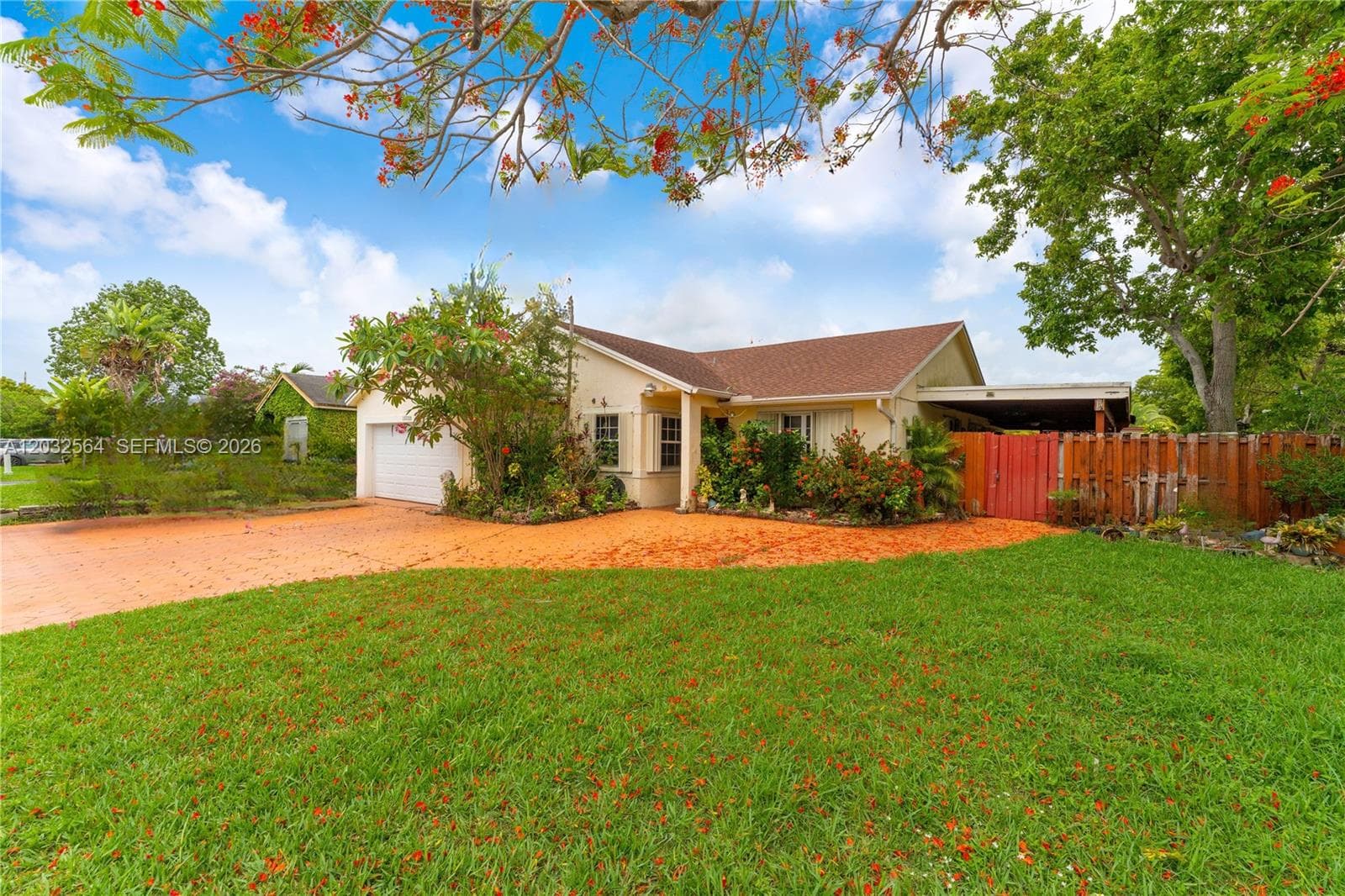 Single Family Residence at 13332 SW 113th Ct, Miami FL 33176