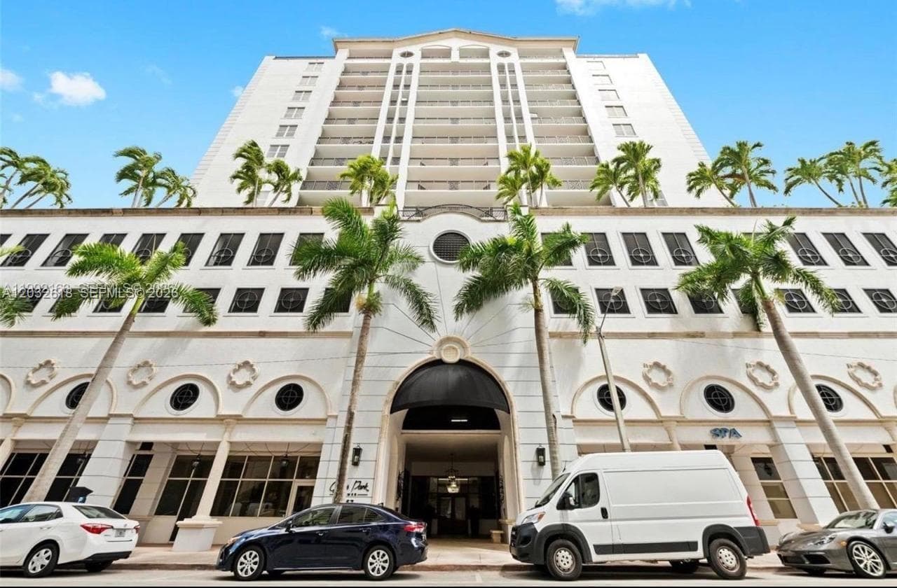 Condominium at 357 Almeria Ave # 802, Coral Gables FL 33134