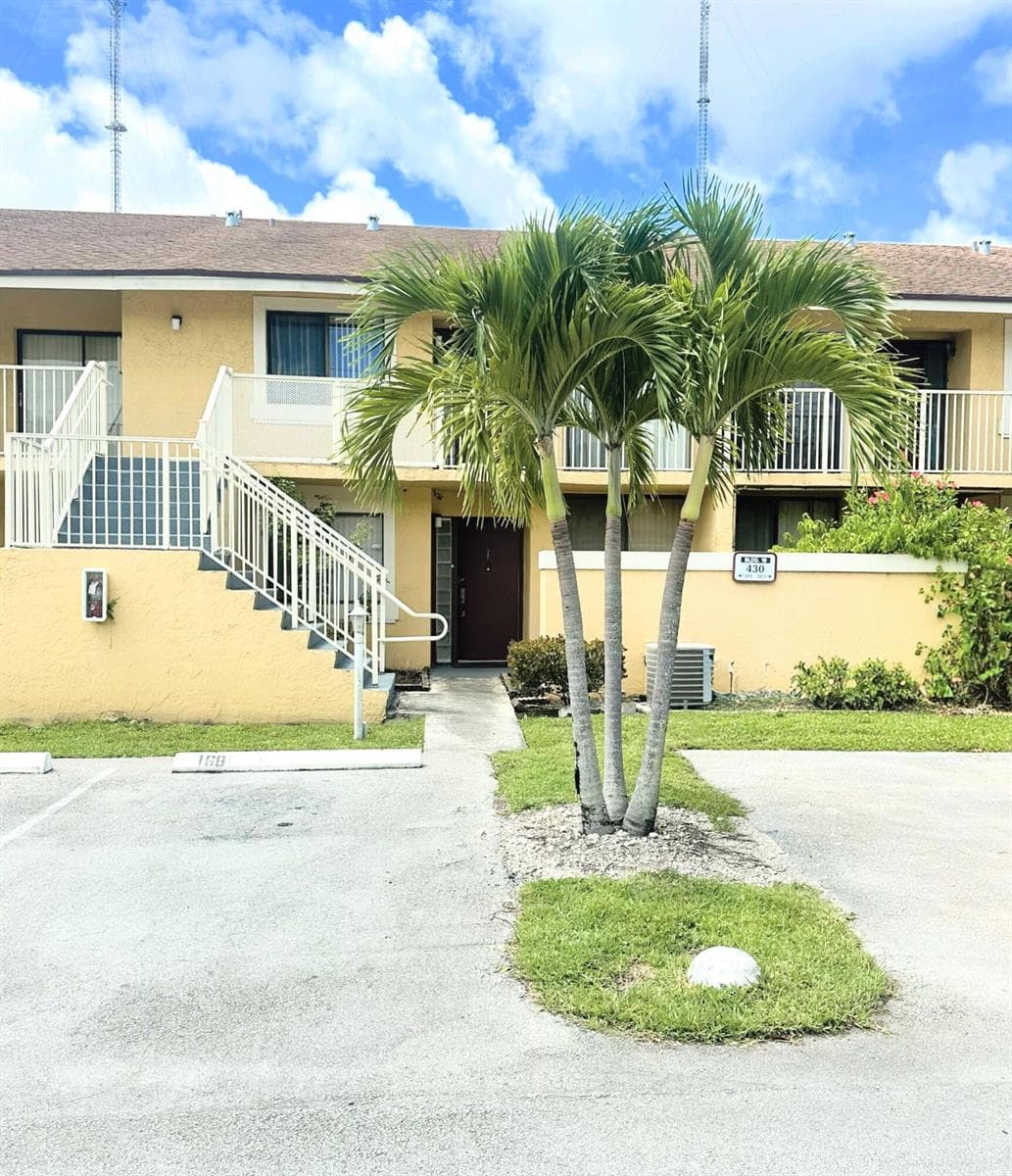 Condominium at 430 NW 214th Street # 103, Miami Gardens FL 33169