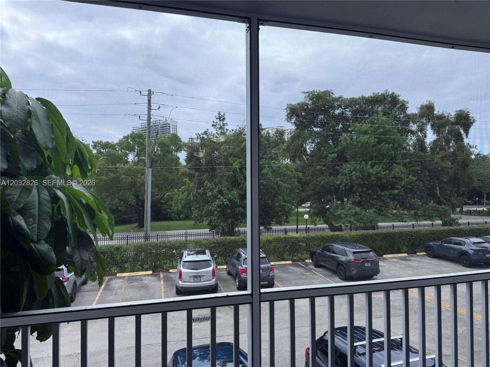 Condominium at 16950 W Dixie Hwy A232 Hwy # 232, North Miami Beach FL 33160