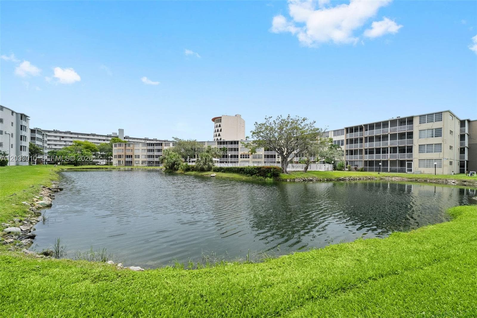 Condominium at 1690 NE 191st St # 1, Miami FL 33179