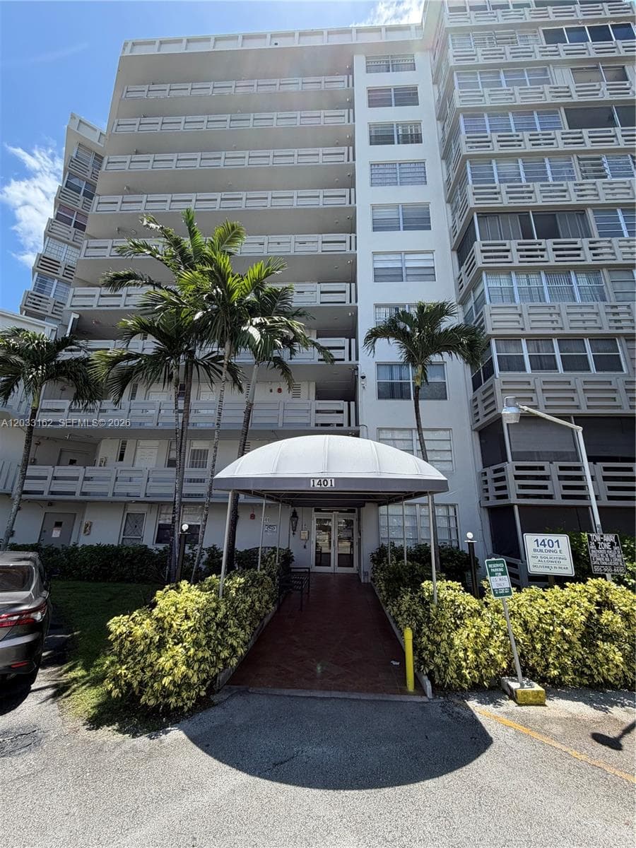 Condominium at 1401 NE Miami Gardens Dr # 891, Miami FL 33179