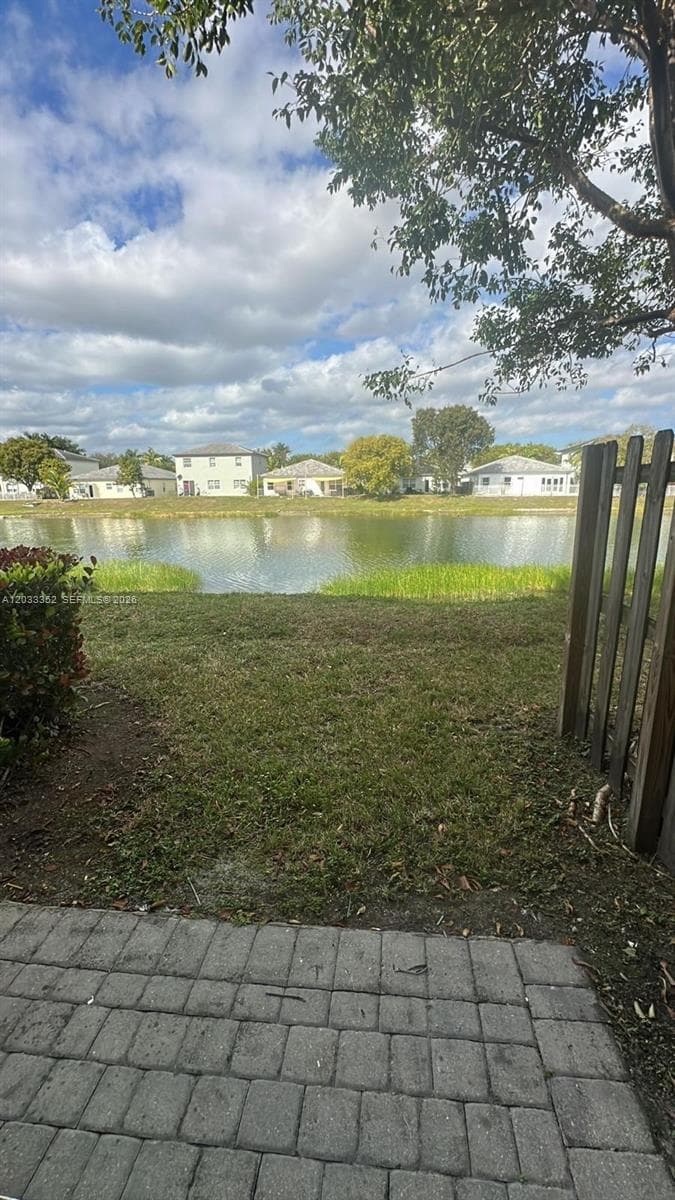 Townhouse at 2819 SE 1st Dr # 9, Homestead FL 33033