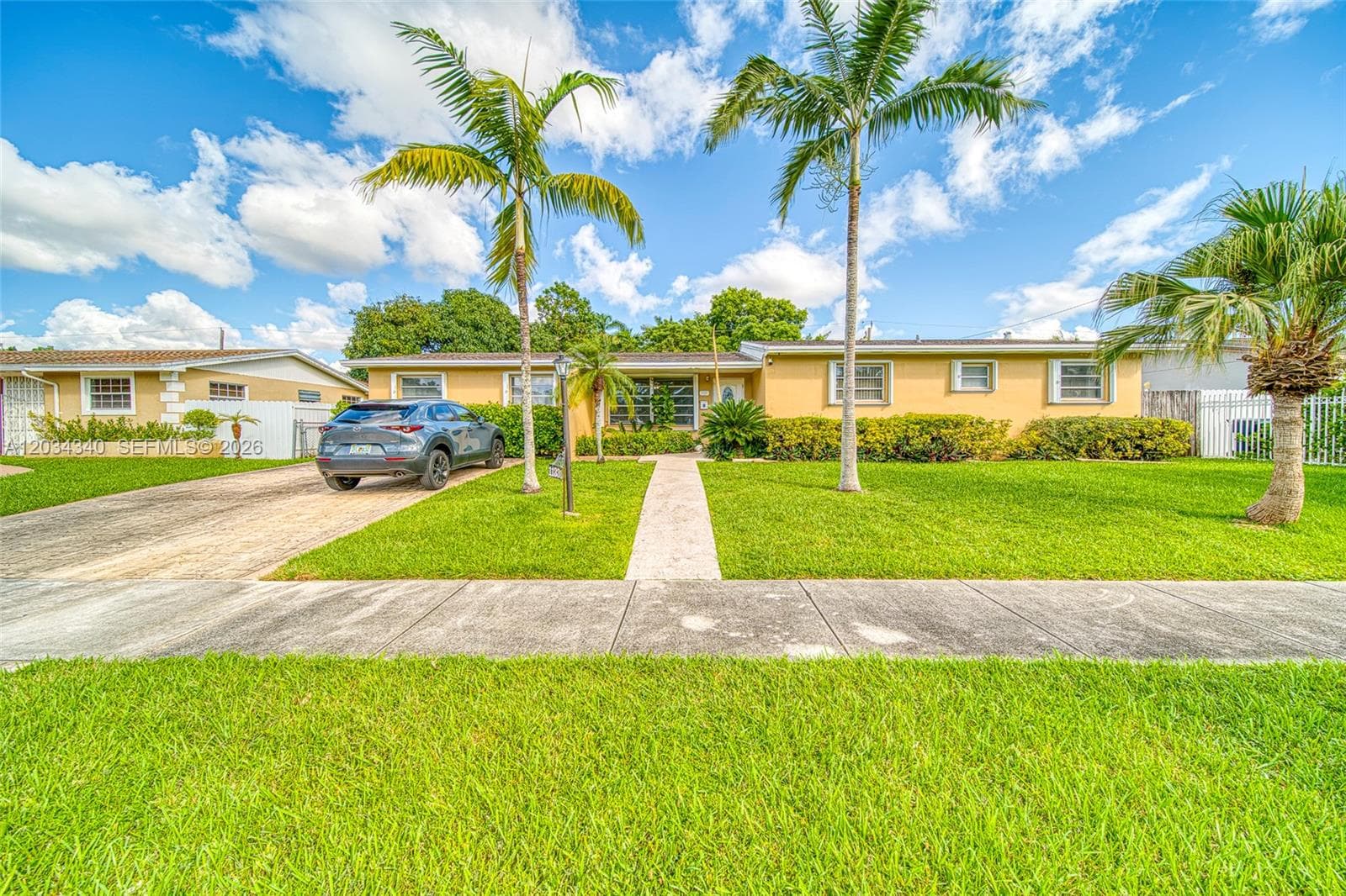 Single Family Residence at 11331 SW 176 th St, Miami FL 33157