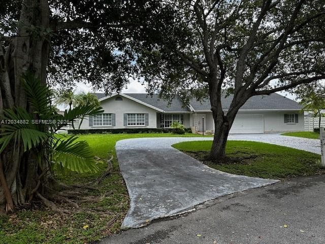Single Family Residence at 14763 SW 152nd Pl, Miami FL 33196