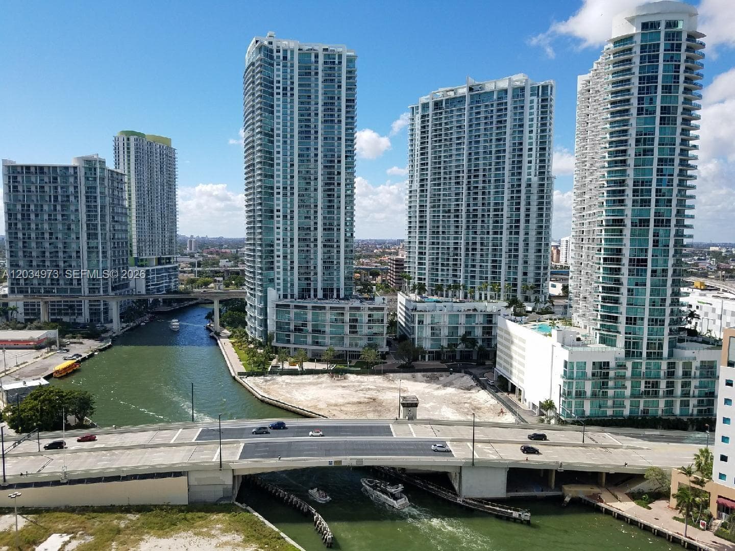 Condominium at 31 SE 5th St # 2205, Miami FL 33131