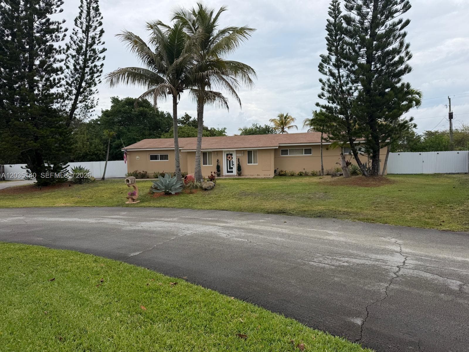 Single Family Residence at 17405 SW 109th Ct, Miami FL 33157