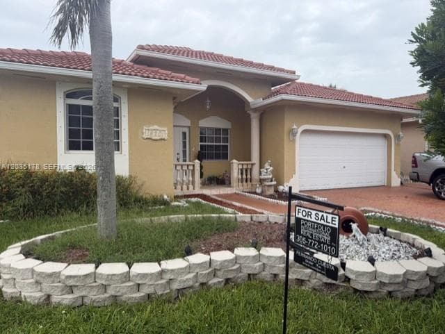 Single Family Residence at 18201 SW 144th Ct, Miami FL 33177