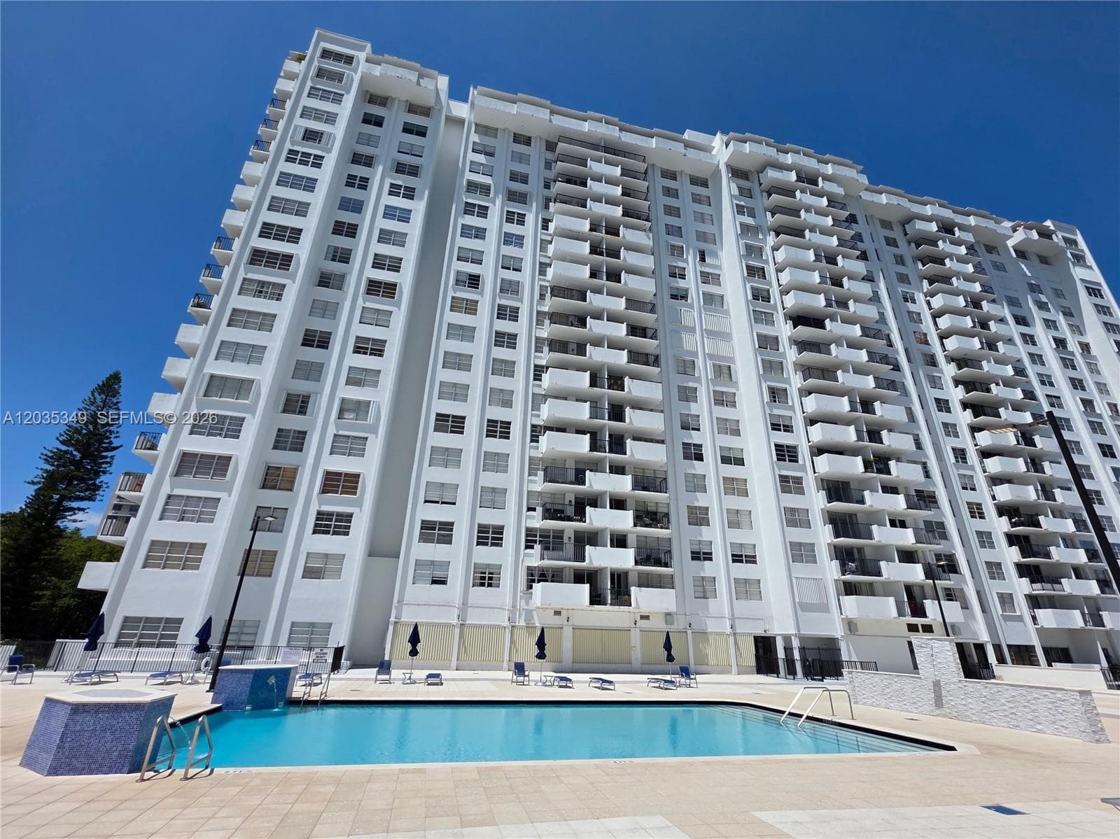 Condominium at 2780 NE 183rd St # 1111, Aventura FL 33160