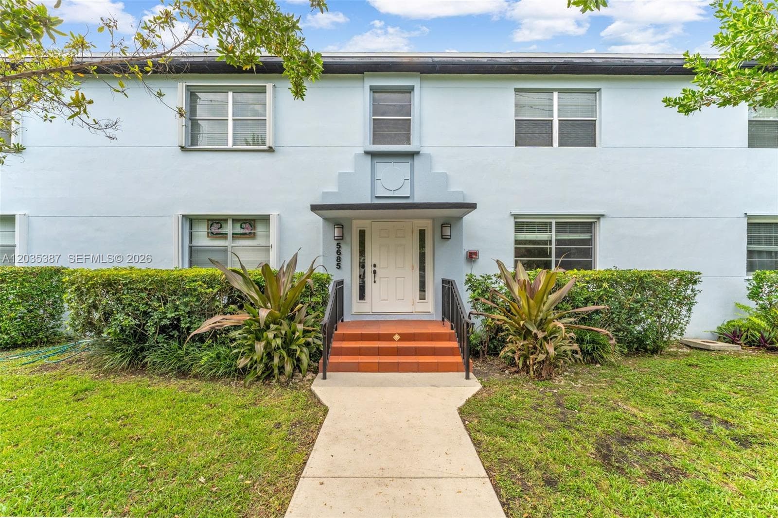 Condominium at 5685 SW 80th St # 58B, Miami FL 33143