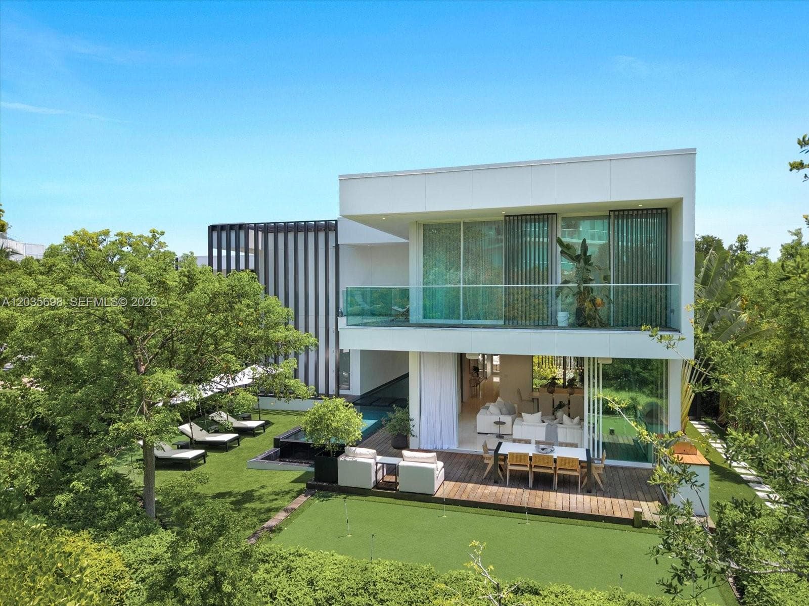 Single Family Residence at 810 W 47 CT, Miami Beach FL 33140