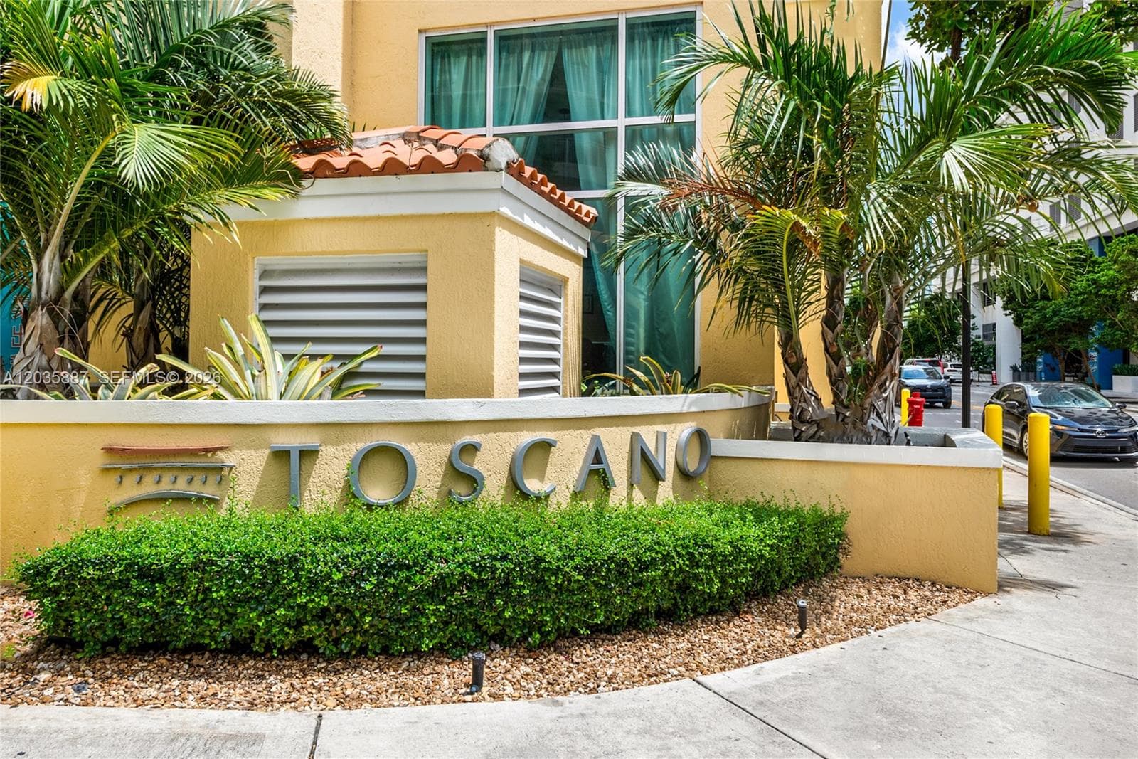 Townhouse at 7375 SW 90th St, Miami FL 33156