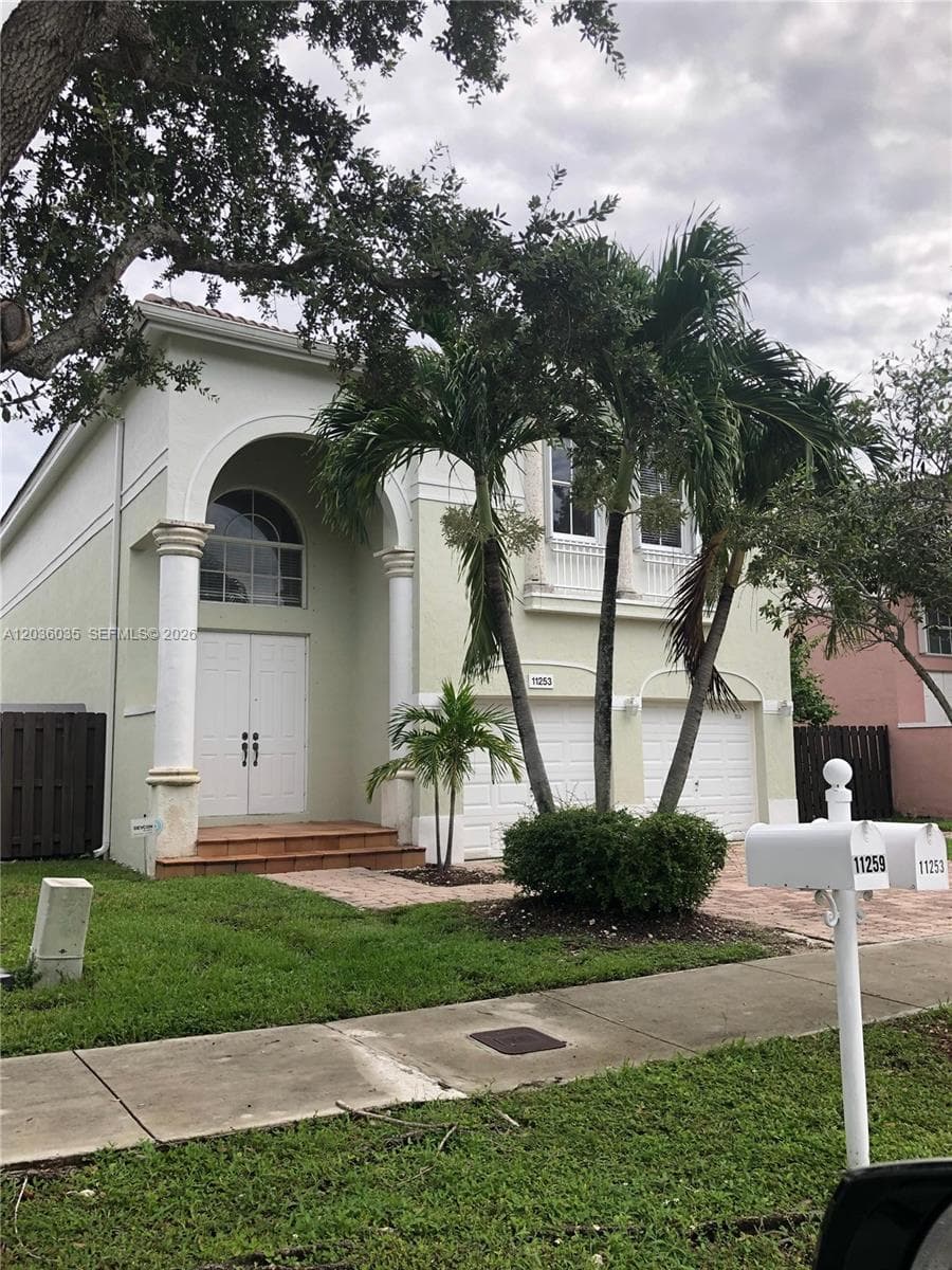 Single Family Residence at 11253 NW 47th Ln, Doral FL 33178