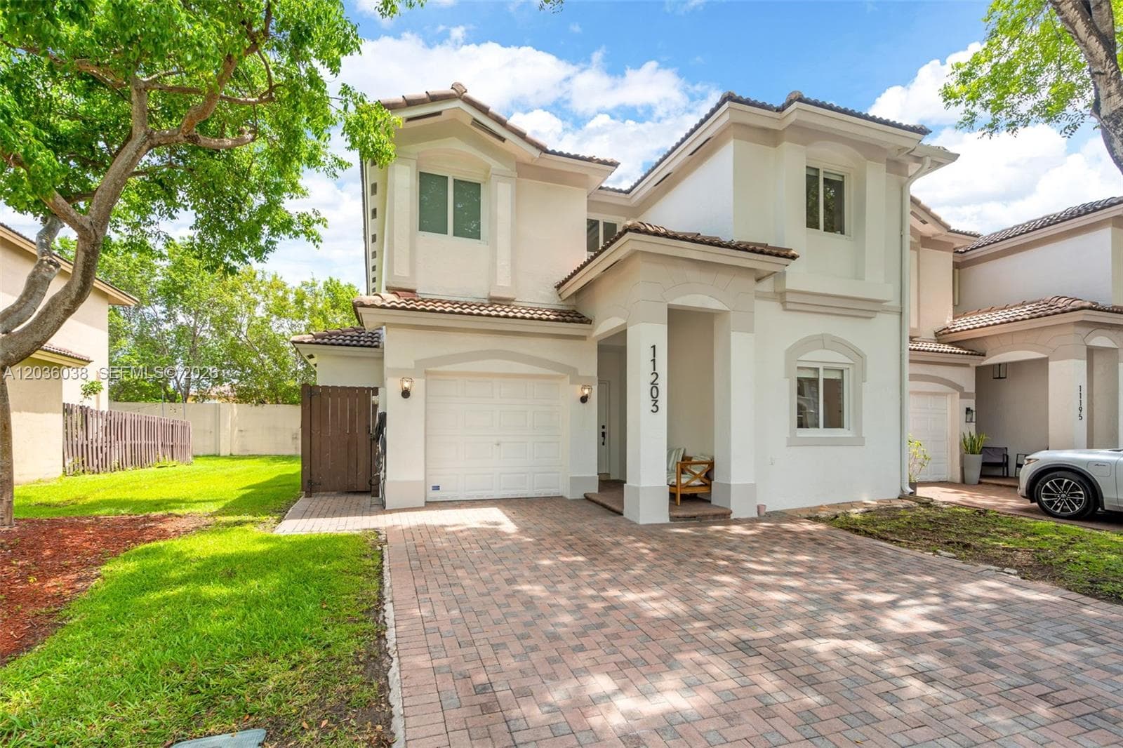 Single Family Residence at 11203 NW 73rd Ter, Doral FL 33178