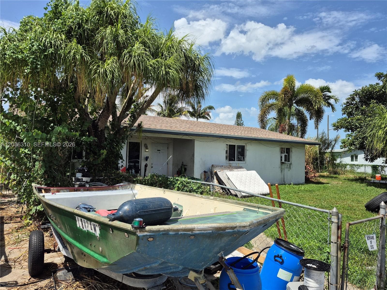 Single Family Residence at 16525 SW 292nd Ter, Homestead FL 33033