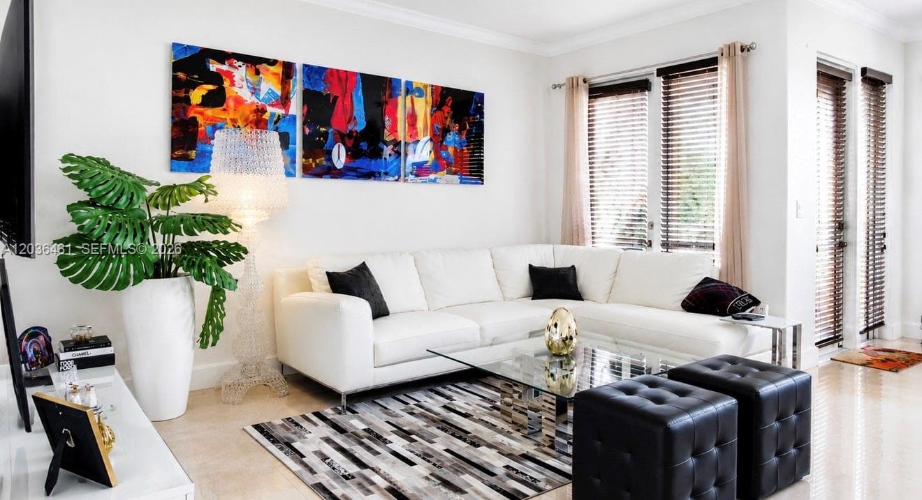 Condominium at 10012 NW 7th St # 111, Miami FL 33172