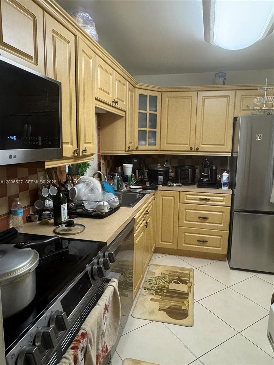 Condominium at 8625 NW 8th St # 310, Miami FL 33126