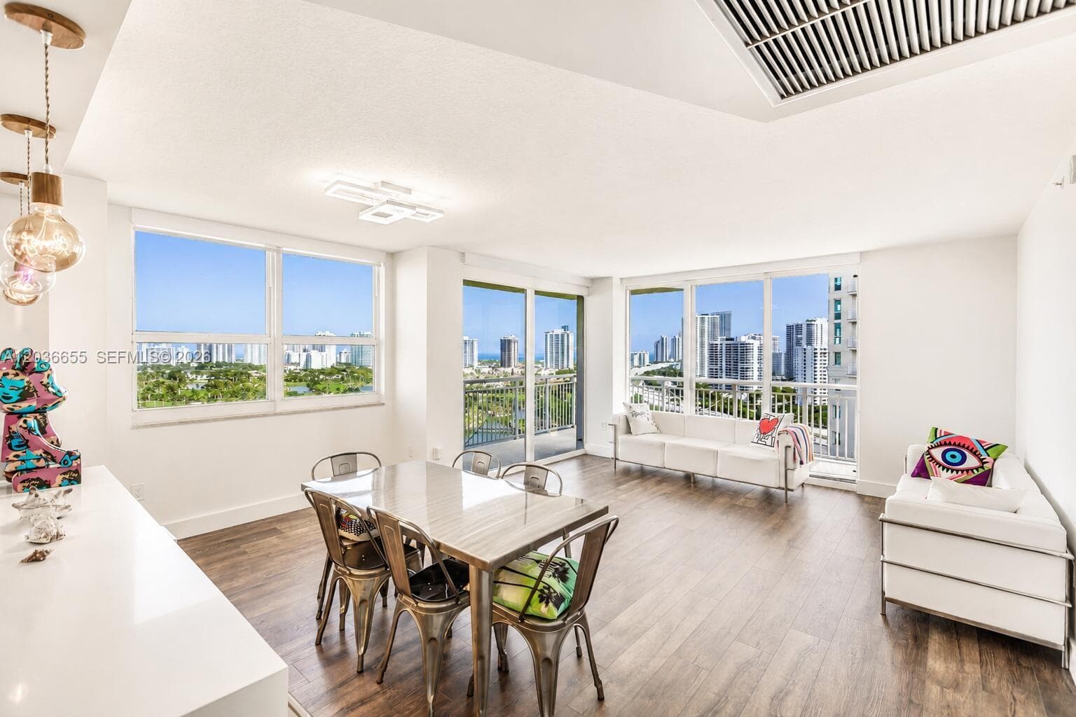 Condominium at 19501 W Country Club Dr # 1903, Aventura FL 33180
