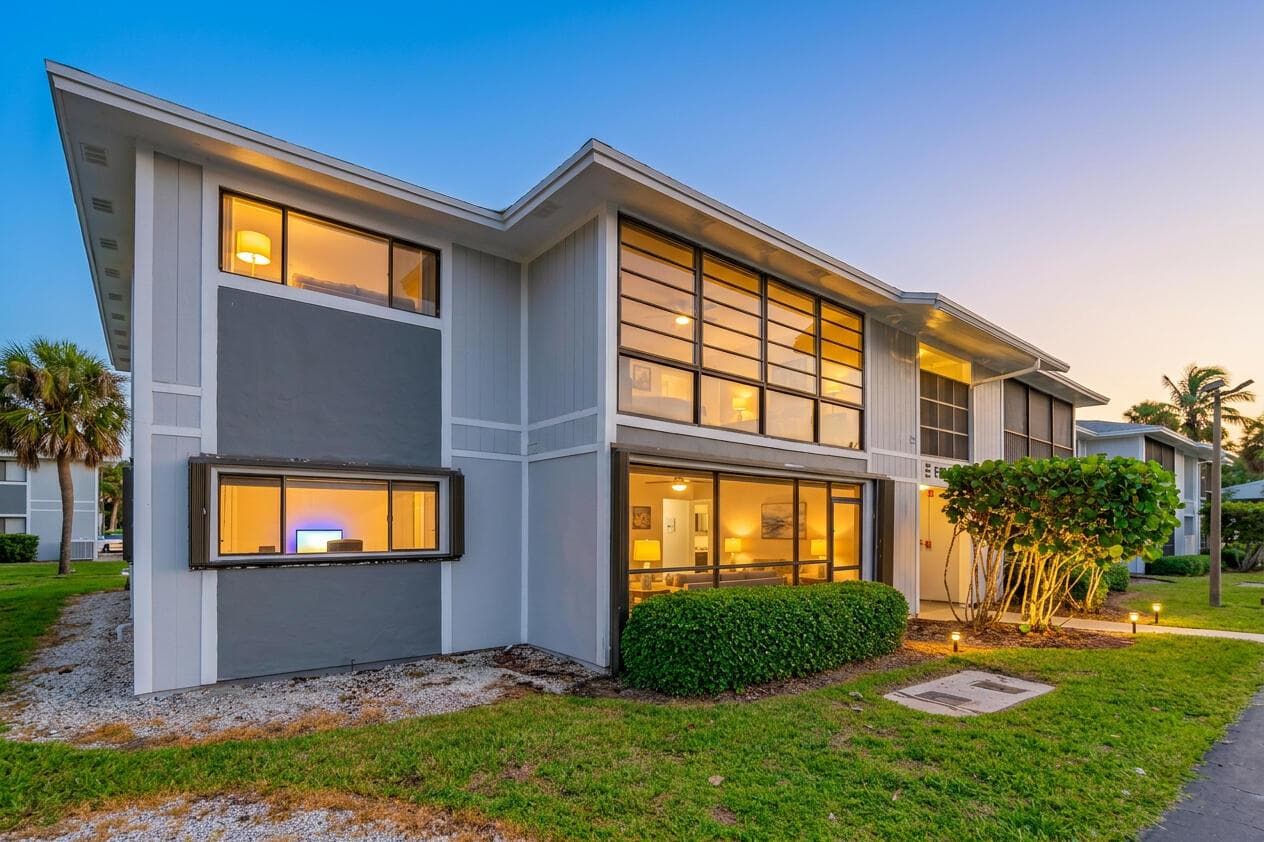 Condominium at 9729 Hammocks Boulevard # 101e, Miami FL 33196
