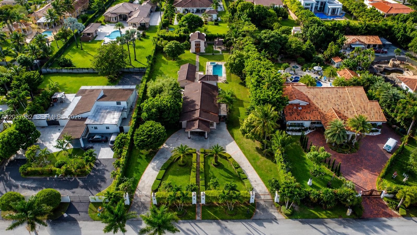 Single Family Residence at 300 SW 123rd Ave, Miami FL 33184