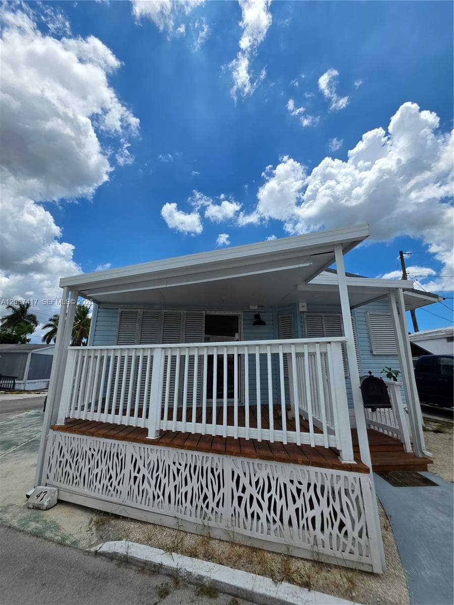 Mobile Home at 17350 SW 232nd St  Lot #47, Miami FL 33170